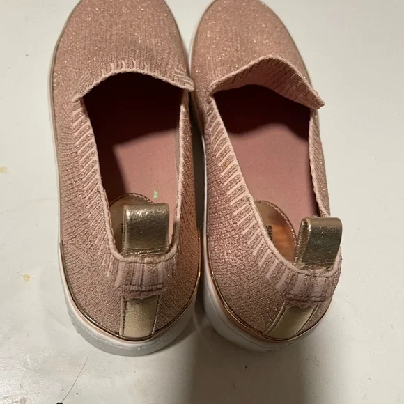 Michael Kors Pink Knit Slip-On Sneakers - Picture 2 of 5